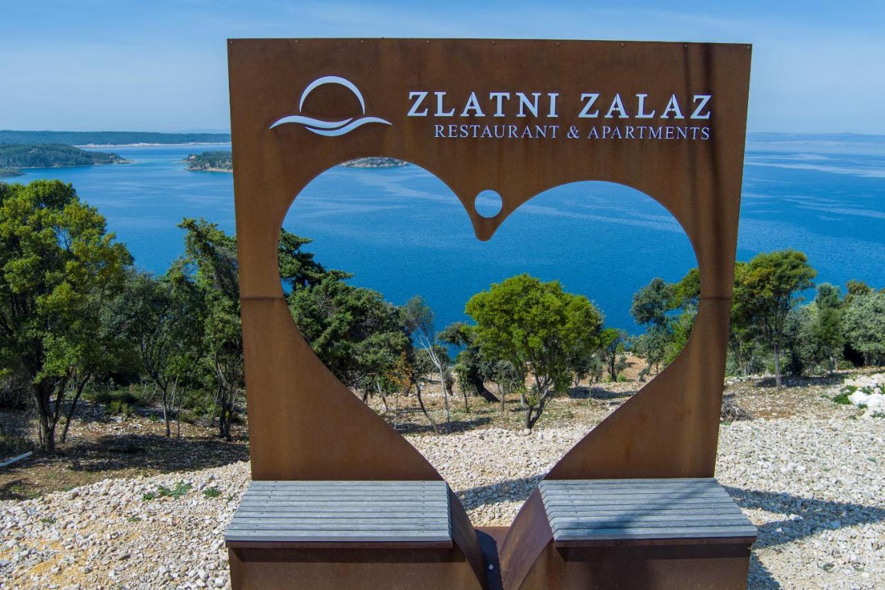 Zlatni Zalaz,Apartments,Supetarska Draga Exteriér fotografie