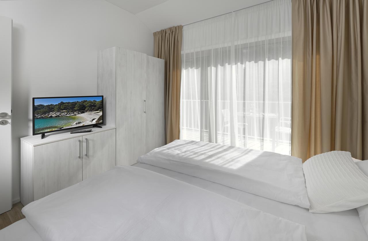 Zlatni Zalaz,Apartments,Supetarska Draga Exteriér fotografie