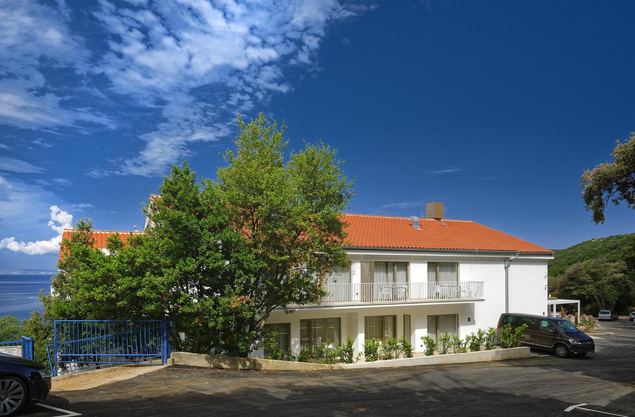 Zlatni Zalaz,Apartments,Supetarska Draga Exteriér fotografie