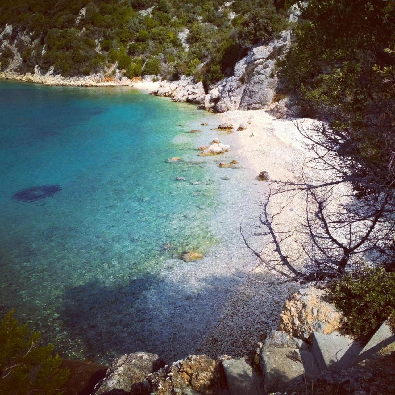 Zlatni Zalaz,Apartments,Supetarska Draga Exteriér fotografie